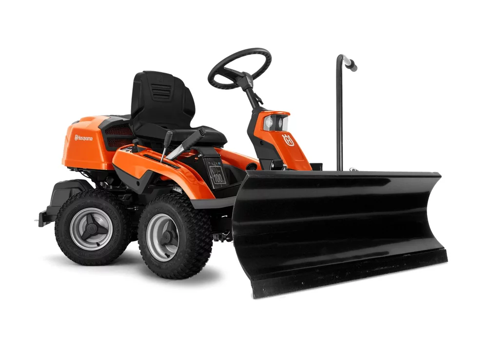 husqvarna-rider-216t-awd-ohne-maehdeck-schneeraeumschild-120cm Husqvarna Rider 216T AWD (ohne Mähdeck) + Schneeräumschild 120cm – Image 1